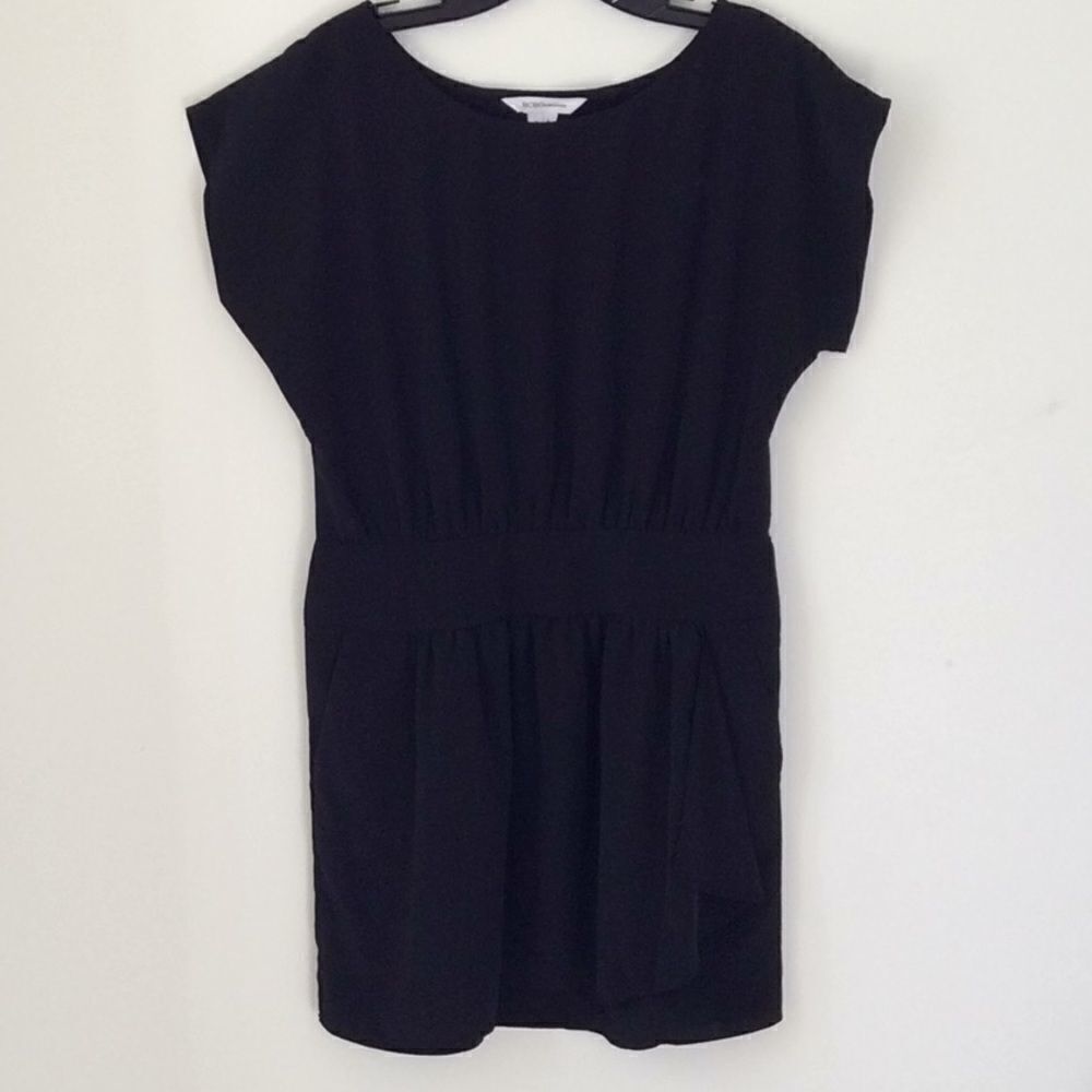 BCBGENERATION FAUX WRAP MINI DRESS🌺